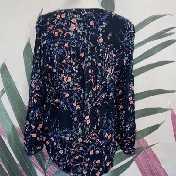 Lucky Brand Smocked Floral Top - Picture 7 of 12